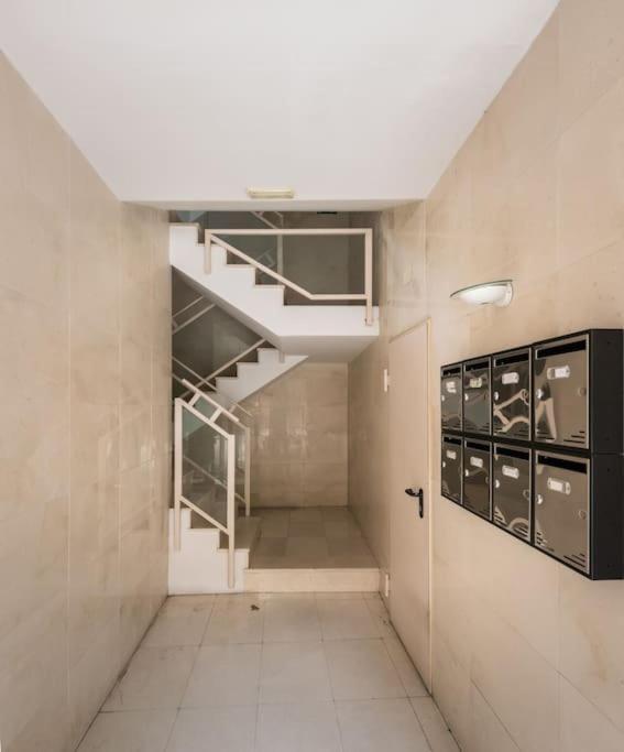 Atico Con Terraza Y Chimenea Junto A Universidad Alcalá de Henares Zewnętrze zdjęcie
