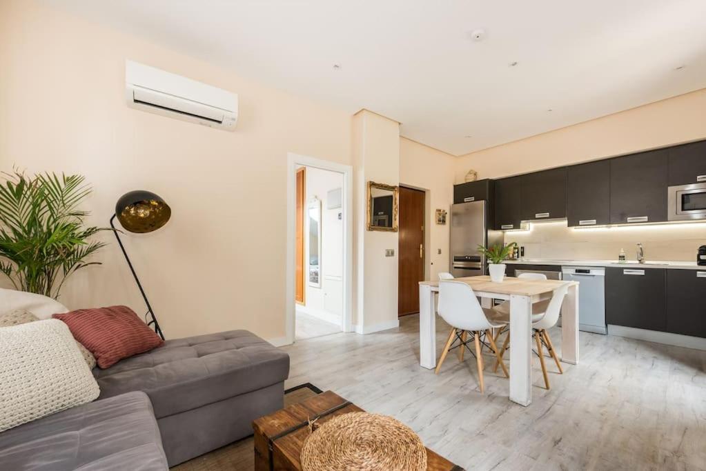 Atico Con Terraza Y Chimenea Junto A Universidad Alcalá de Henares Zewnętrze zdjęcie